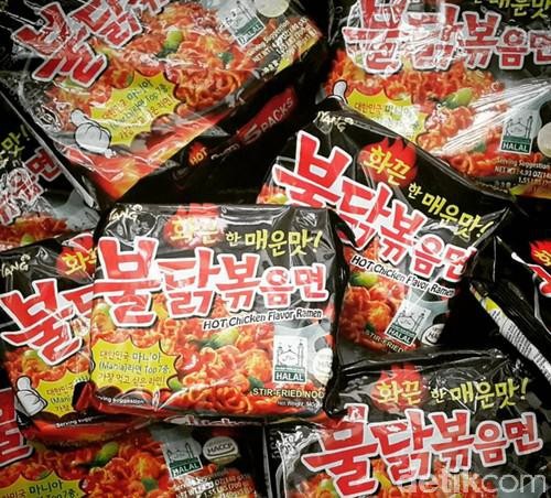 Ini Alasan Banyak Orang Ketagihan Lezatnya Mie Instan Korea Ini Alasan Banyak Orang Ketagihan Lezatnya Mie Instan Korea