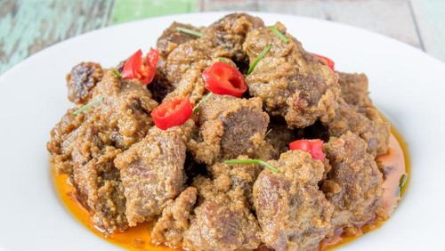 Begini Trik Mengolah Daging Kerbau Jadi Rendang Enak Begini Trik Mengolah Daging Kerbau Jadi Rendang Enak