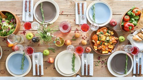 Tata Meja Makan dengan Tips Ini Supaya Lebih Menarik dan Praktis Tata Meja Makan dengan Tips Ini Supaya Lebih Menarik dan Praktis