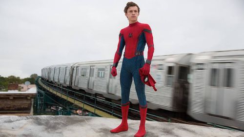 Begini Cara Unik Tom Holland Bentuk Otot dan Tubuh Demi Jadi Spiderman Begini Cara Unik Tom Holland Bentuk Otot dan Tubuh Demi Jadi Spiderman