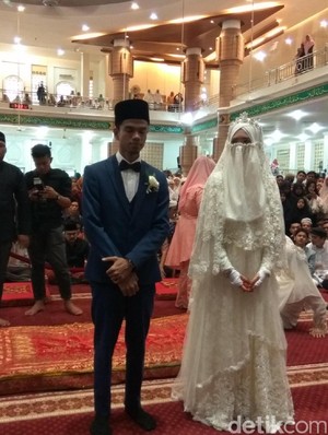 Muzammil Hasballah Resmi Menikah, Netizen: Hari Akhwat Berduka Nasional