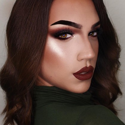 Tren Makeup Mata Matahari Terbenam Ini Dikagumi Ribuan Netizen Tren Makeup Mata Matahari Terbenam Ini Dikagumi Ribuan Netizen