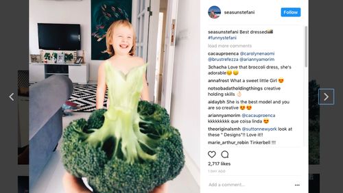 Duh Lucunya! Bocah Ini Pakai Busana dari Sayur dan Buah-buahan Duh Lucunya! Bocah Ini Pakai Busana dari Sayur dan Buah-buahan