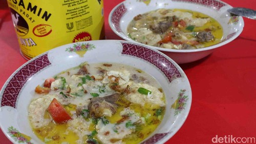 Hangatkan Diri dengan Semangkuk Sop Kaki Kambing Gurih di 5 Tempat Ini! Hangatkan Diri dengan Semangkuk Sop Kaki Kambing Gurih di 5 Tempat Ini!