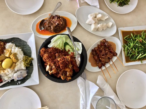 Makanan Indonesia Juga Populer di Amerika, Ini 5 Restoran Indonesia di Los Angeles Makanan Indonesia Juga Populer di Amerika, Ini 5 Restoran Indonesia di Los Angeles