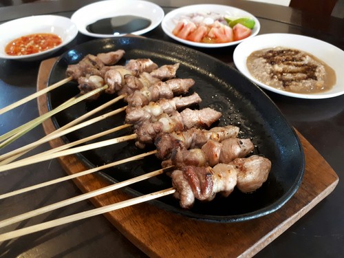 Sate Tegal Abu Salim: Di Sini Ada Sate Kambing Empuk dan Nasi Kabsah Berempah Sate Tegal Abu Salim: Di Sini Ada Sate Kambing Empuk dan Nasi Kabsah Berempah