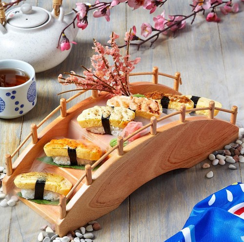 Tangga, Bianglala hingga Jembatan Jadi Tempat Menyajikan Sushi yang Kekinian Tangga, Bianglala hingga Jembatan Jadi Tempat Menyajikan Sushi yang Kekinian