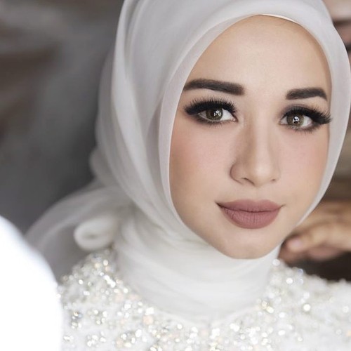 Makeup Pernikahan Dikritik, Netizen Tak Bisa Lihat Bella Bahagia Makeup Pernikahan Dikritik, Netizen Tak Bisa Lihat Bella Bahagia