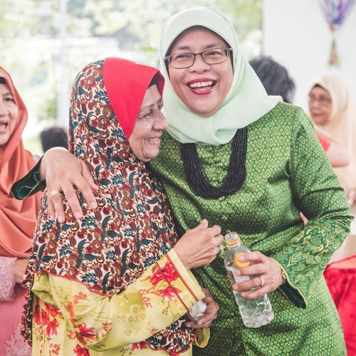 Halimah Yacob Pernah Jualan Nasi Padang hingga Sukses Jadi Presiden Singapura Halimah Yacob Pernah Jualan Nasi Padang hingga Sukses Jadi Presiden Singapura